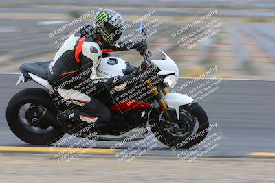 media/Jan-14-2023-SoCal Trackdays (Sat) [[497694156f]]/Turn 11 Inside (950am)/